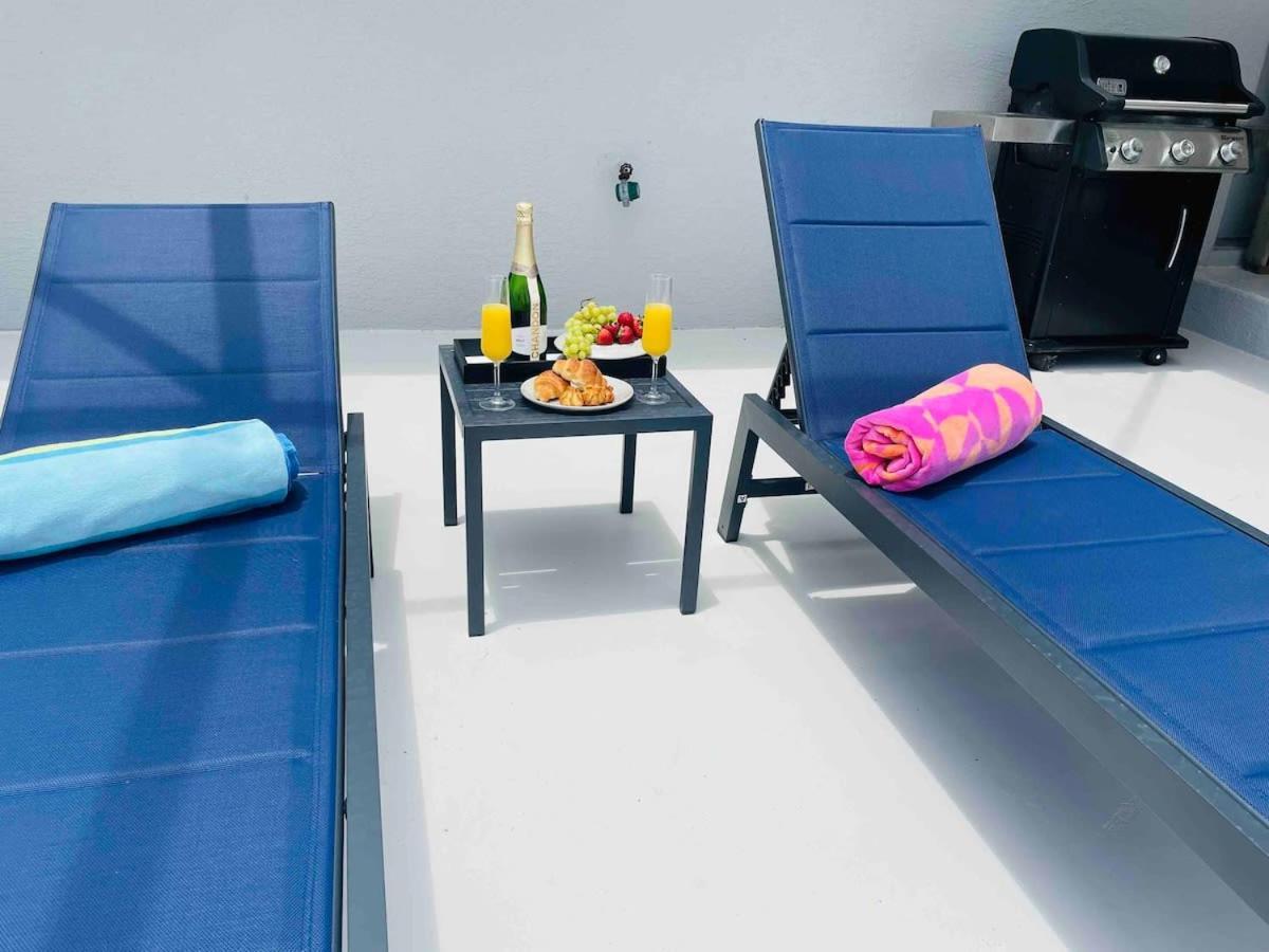 Endless Summer Retreat Jacuzzi 3Kingbed Airhockey Cape Coral Zewnętrze zdjęcie