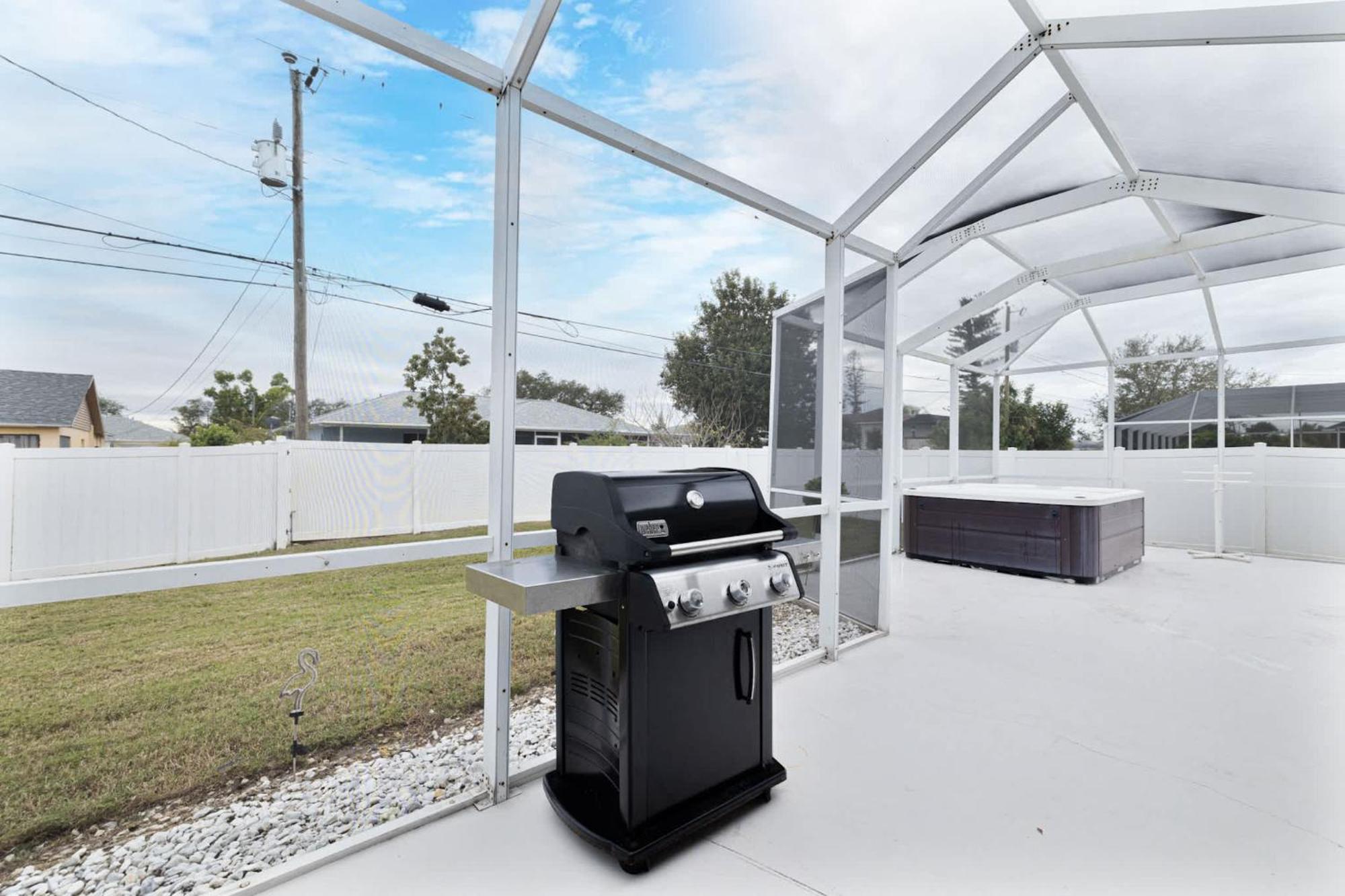 Endless Summer Retreat Jacuzzi 3Kingbed Airhockey Cape Coral Zewnętrze zdjęcie